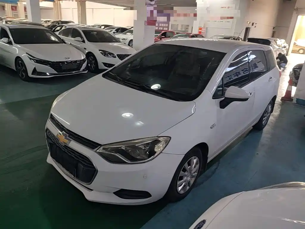 Купить Chevrolet Lova RV