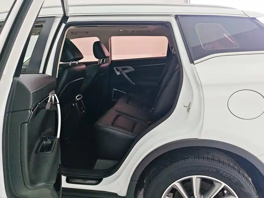 Geely Boyue — миниатюра 11