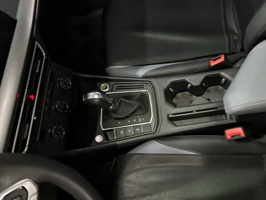 Volkswagen Lavida — миниатюра 13