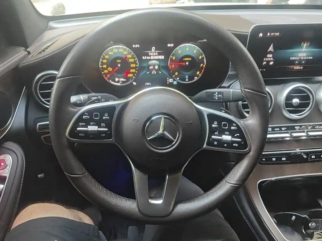 Mercedes-Benz GLC — миниатюра 6