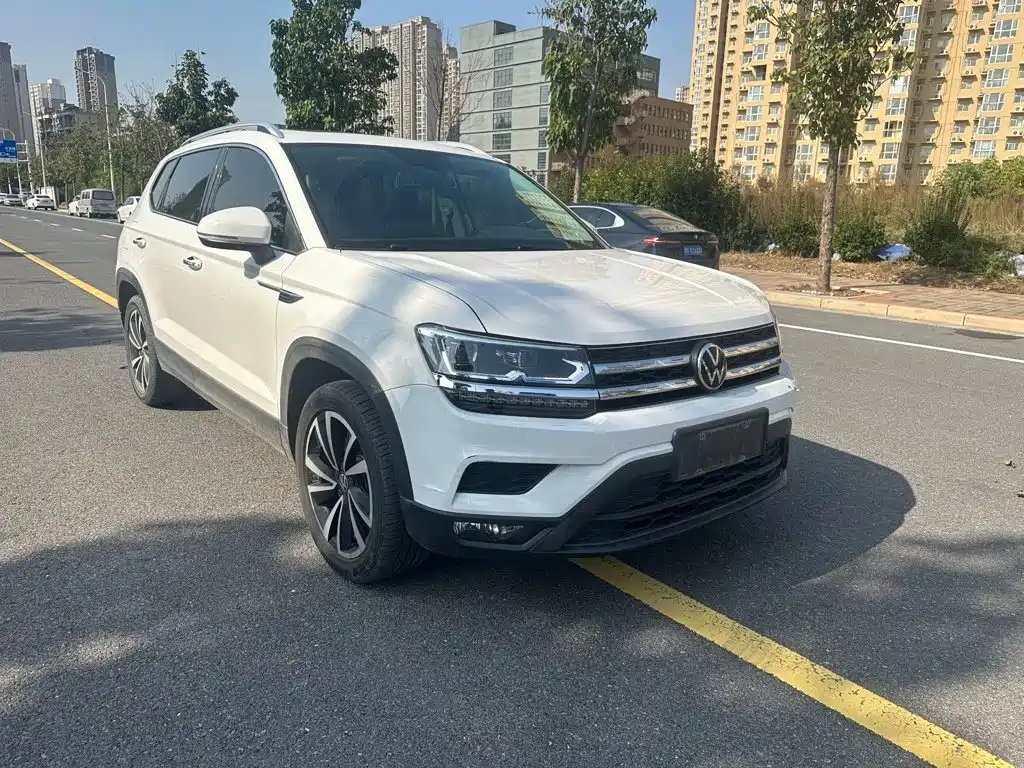 Volkswagen Tharu — миниатюра 3