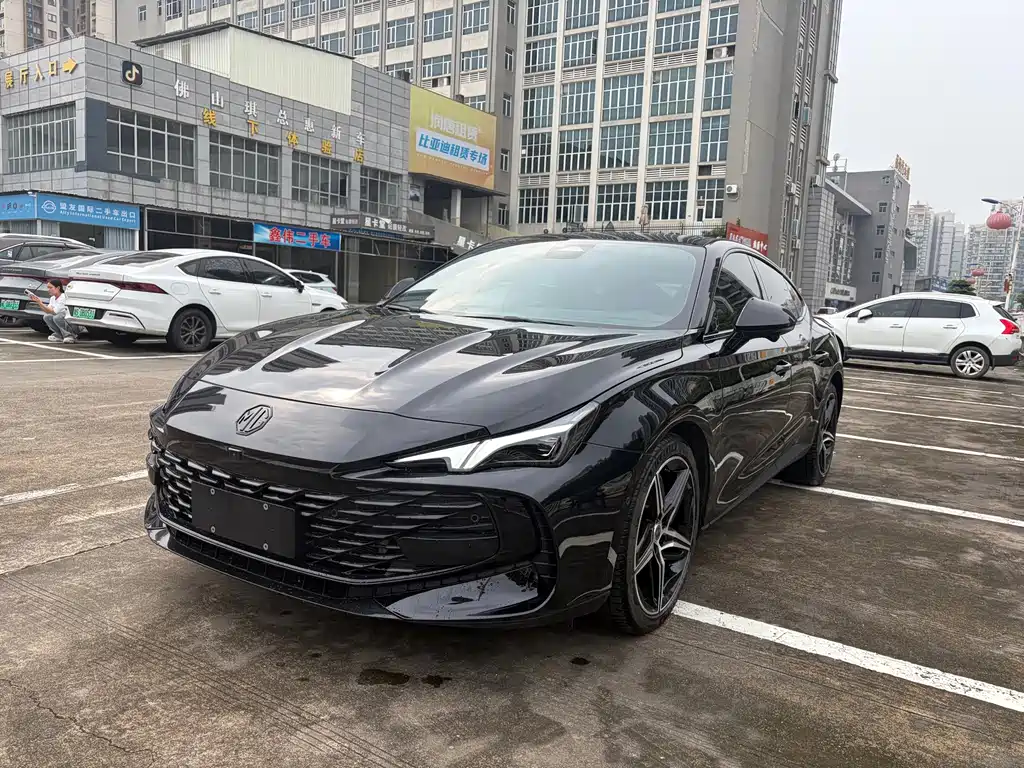 MG MG7