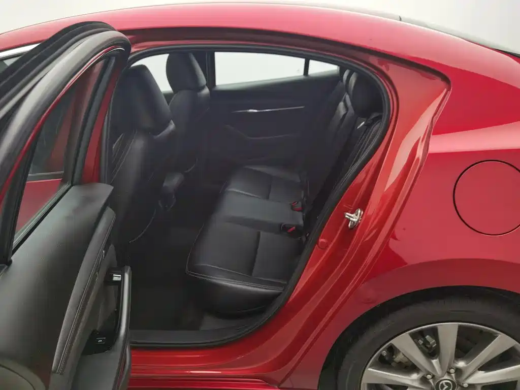 Mazda 3 Axela — миниатюра 15