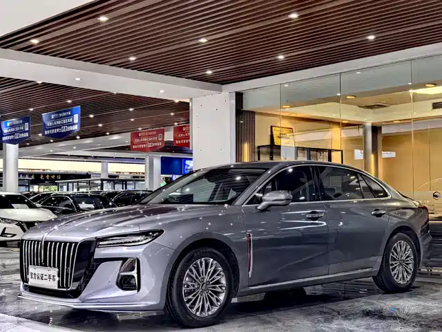 2024 Hongqi H5