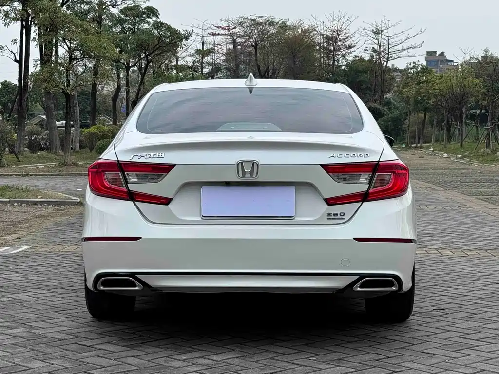 Honda Accord — миниатюра 5