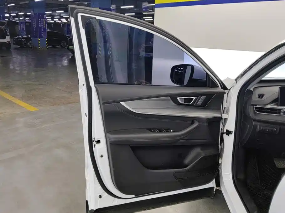 Chery Tiggo 8 — миниатюра 7