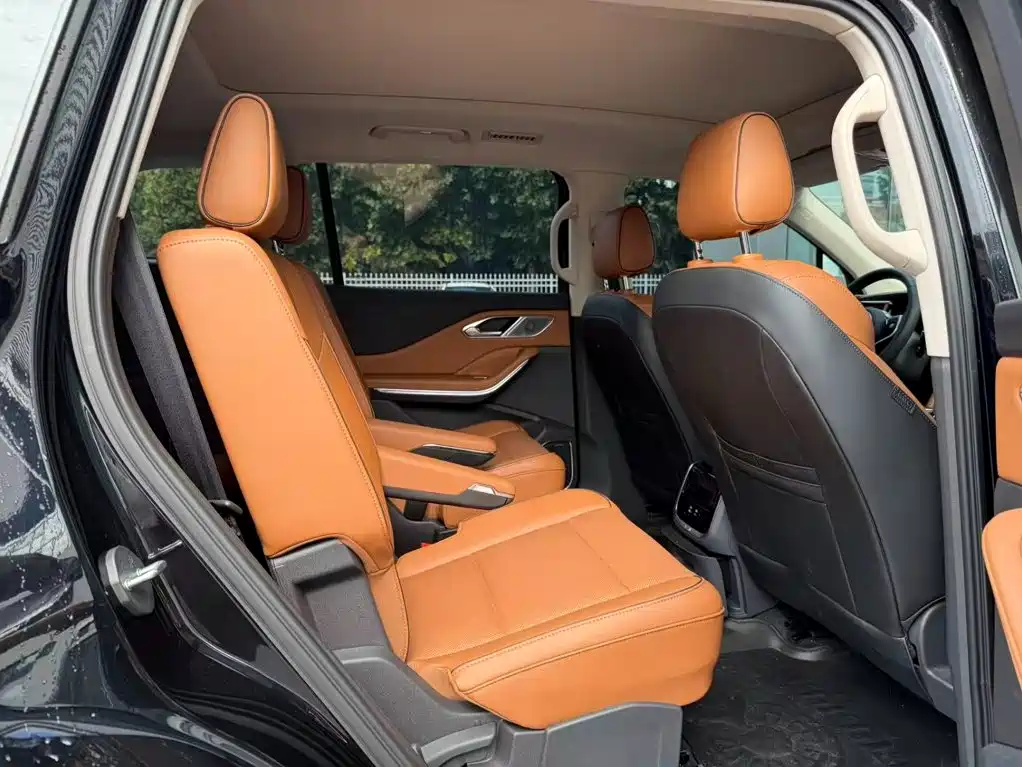 Hongqi Hongqi HS7 PHEV — миниатюра 11