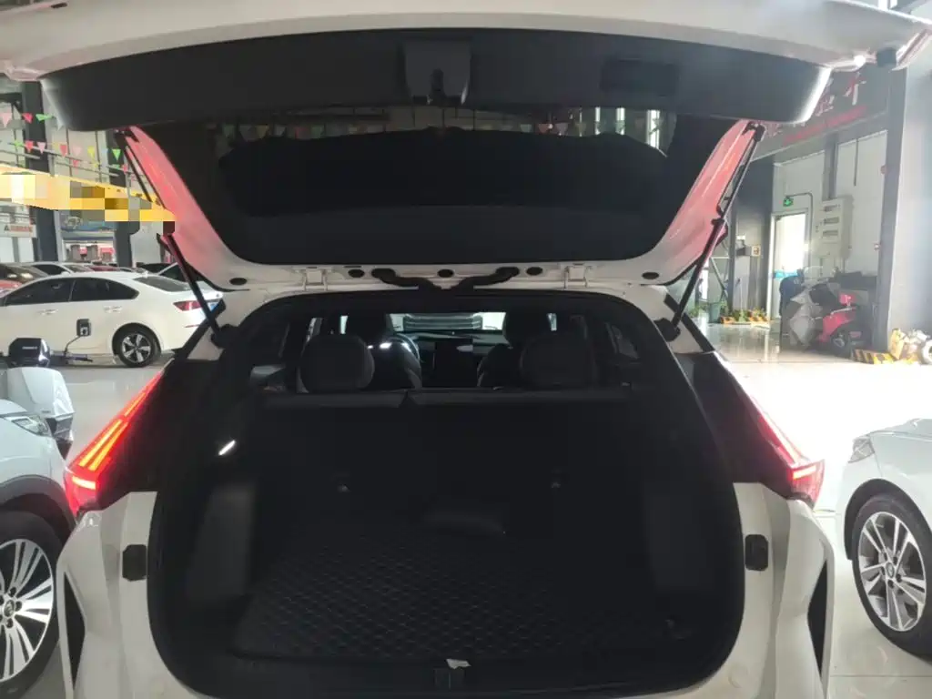 Geely Boyue — миниатюра 19