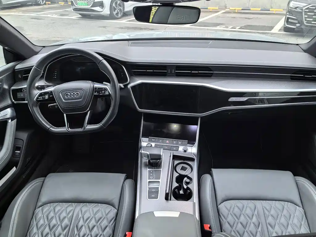 Audi A7L — миниатюра 5