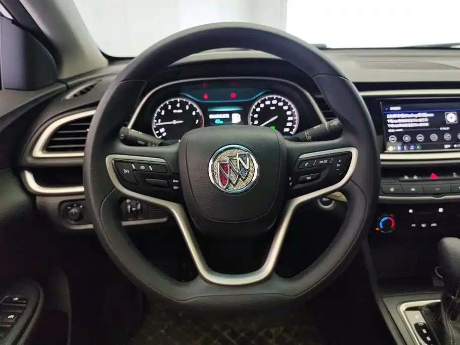 Buick Excelle — миниатюра 15