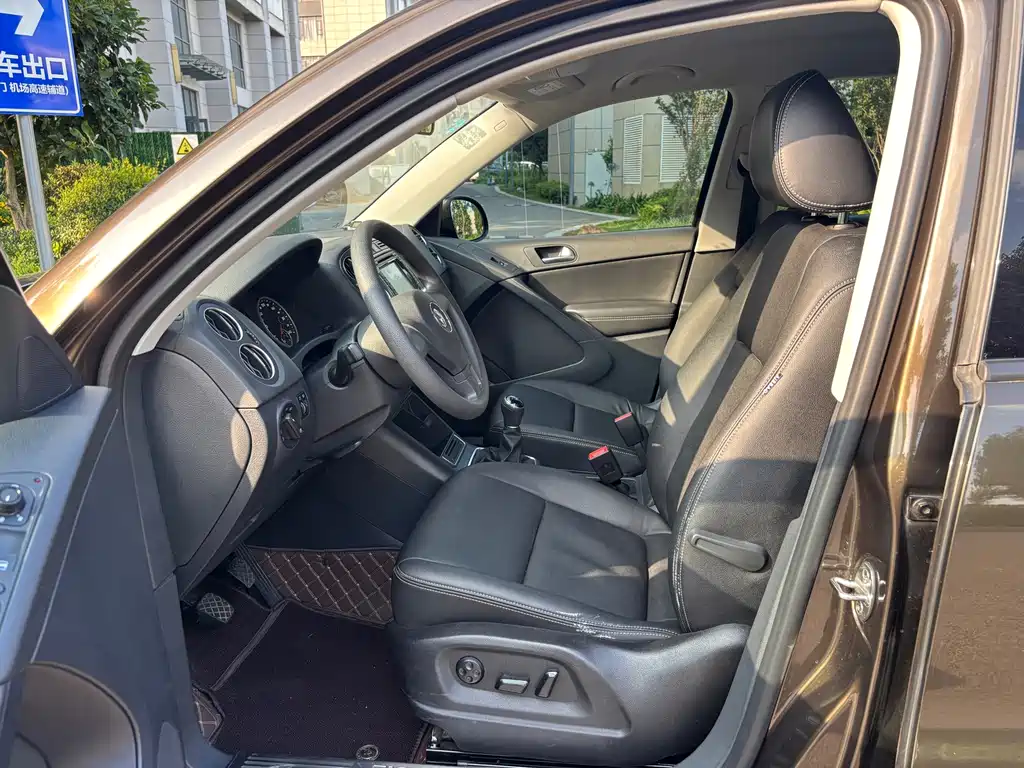 Volkswagen Tiguan — миниатюра 8