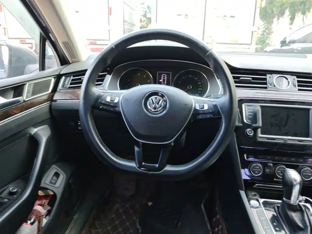 Volkswagen Magotan — миниатюра 3