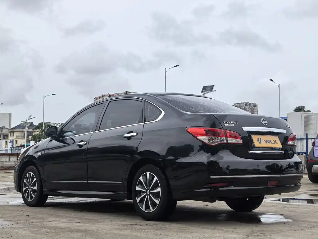 Nissan Sylphy — миниатюра 9