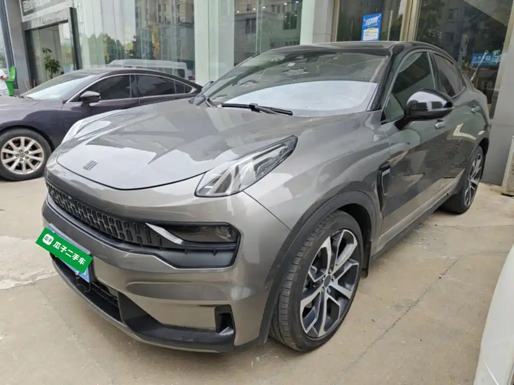 Lynk & Co 05