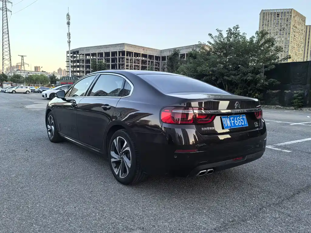 Citroen C6 — миниатюра 4