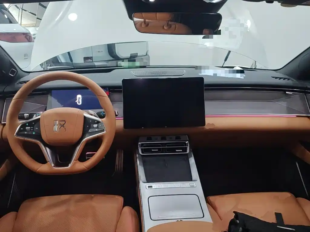 BYD Han L 2025 EV Flagship