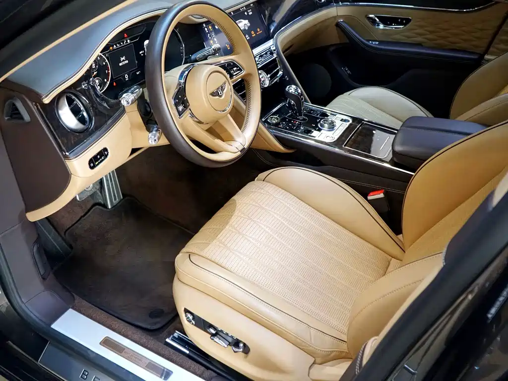 Bentley Flying Spur — миниатюра 9