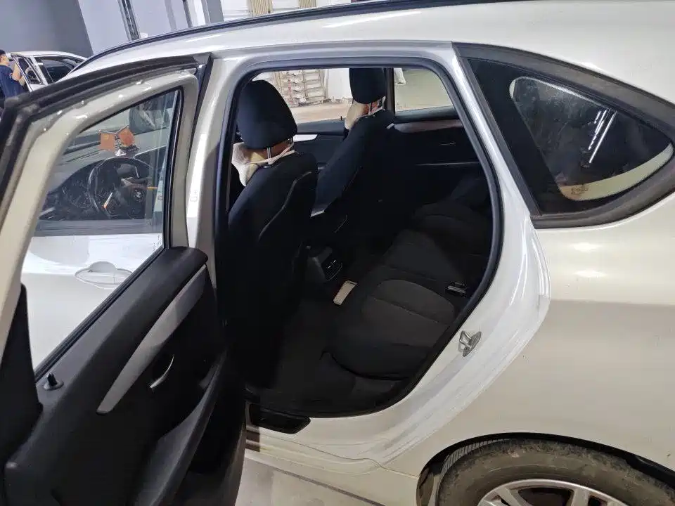 BMW 2 серии 2 2016 218i Lead