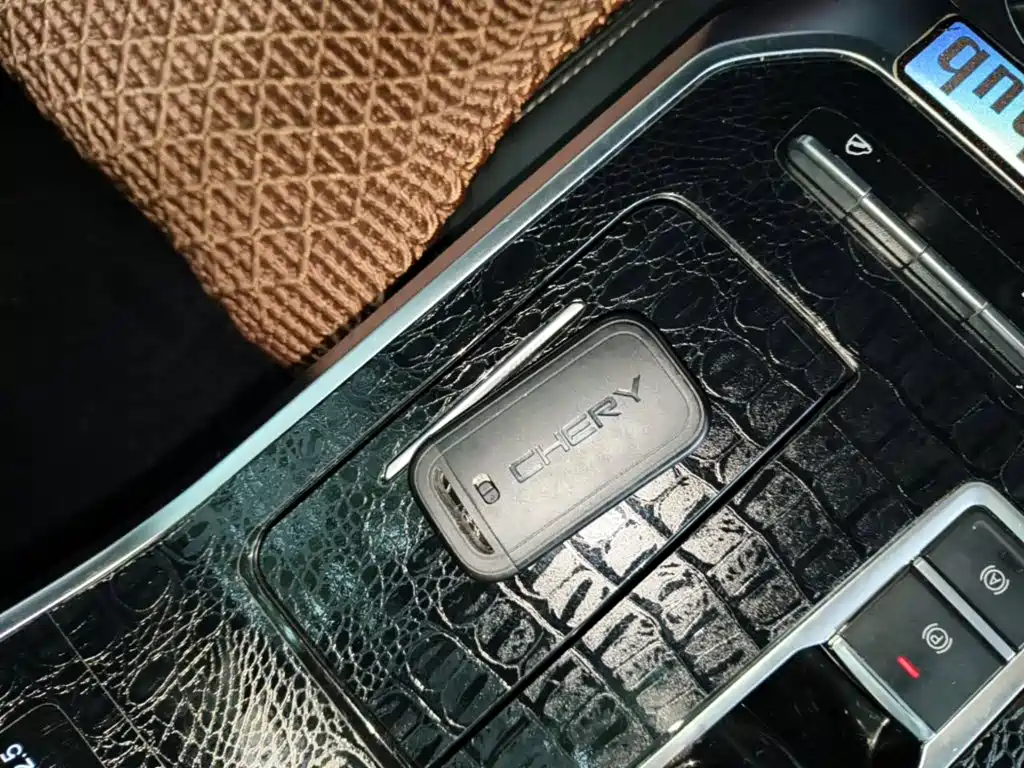Chery Tiggo 8 — миниатюра 9