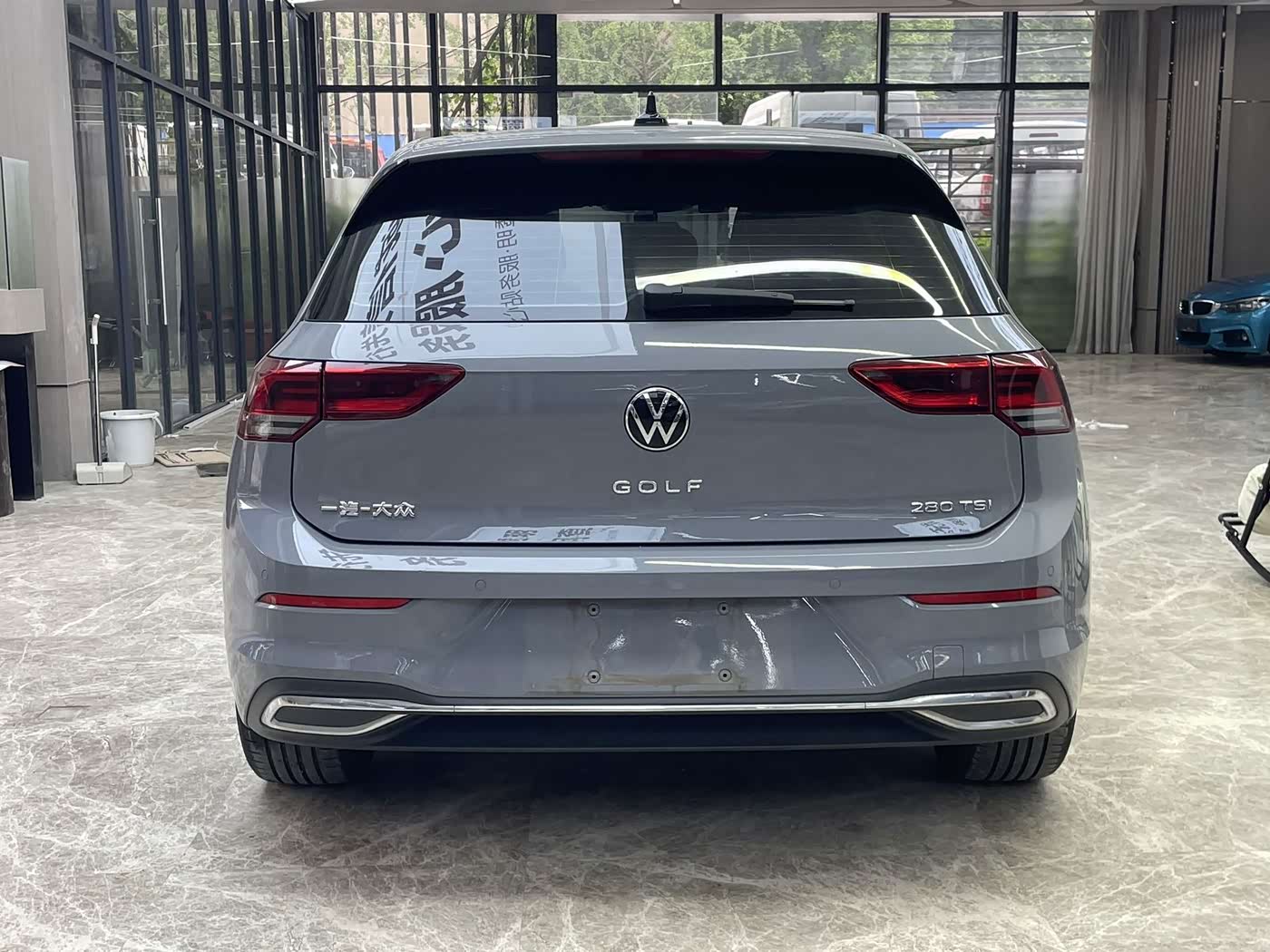 Volkswagen Golf 1.4 л 2022 г. Серебристо-серый, пробег 44000 км