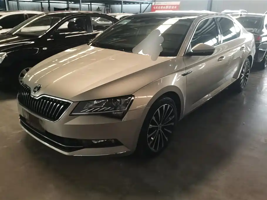 Skoda Superb 2019