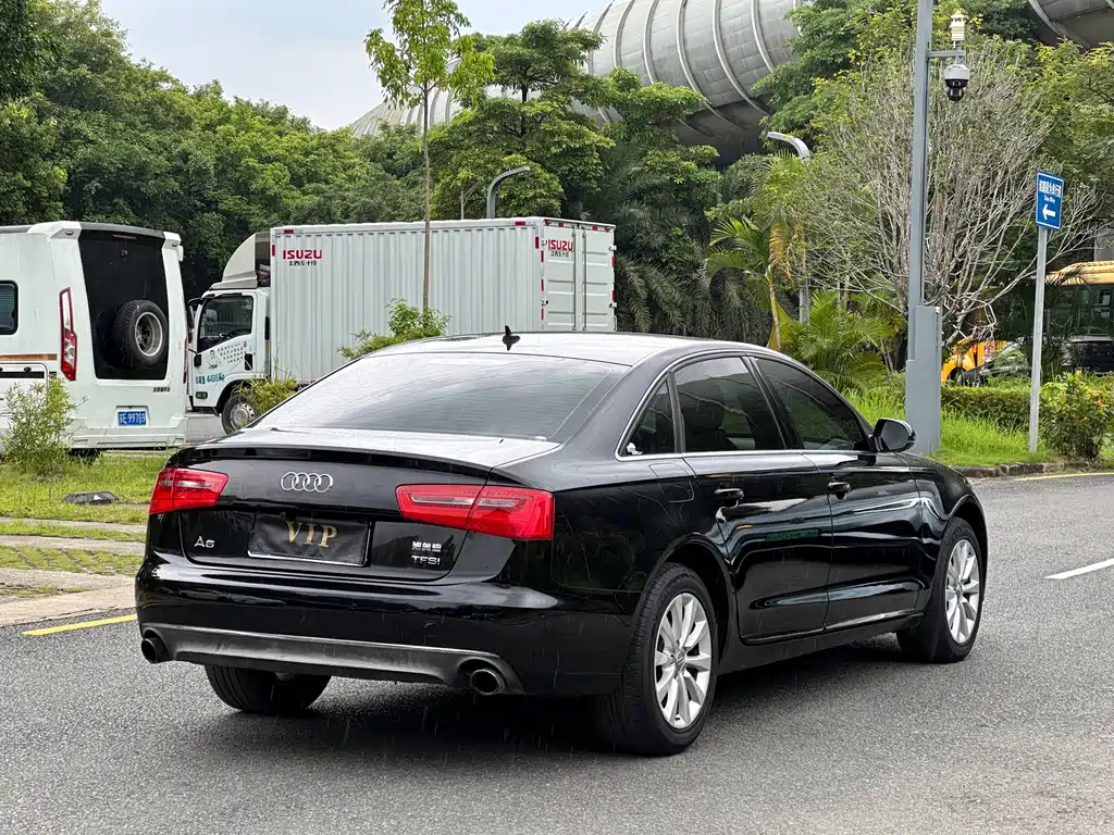 Audi A6L — миниатюра 9
