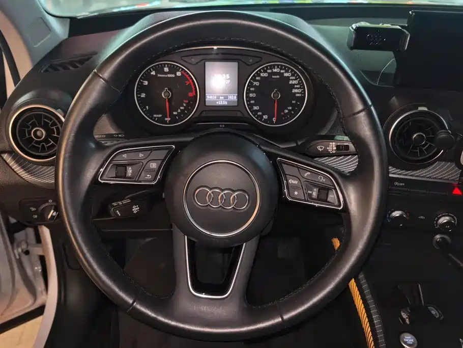 Audi Q2L — миниатюра 15