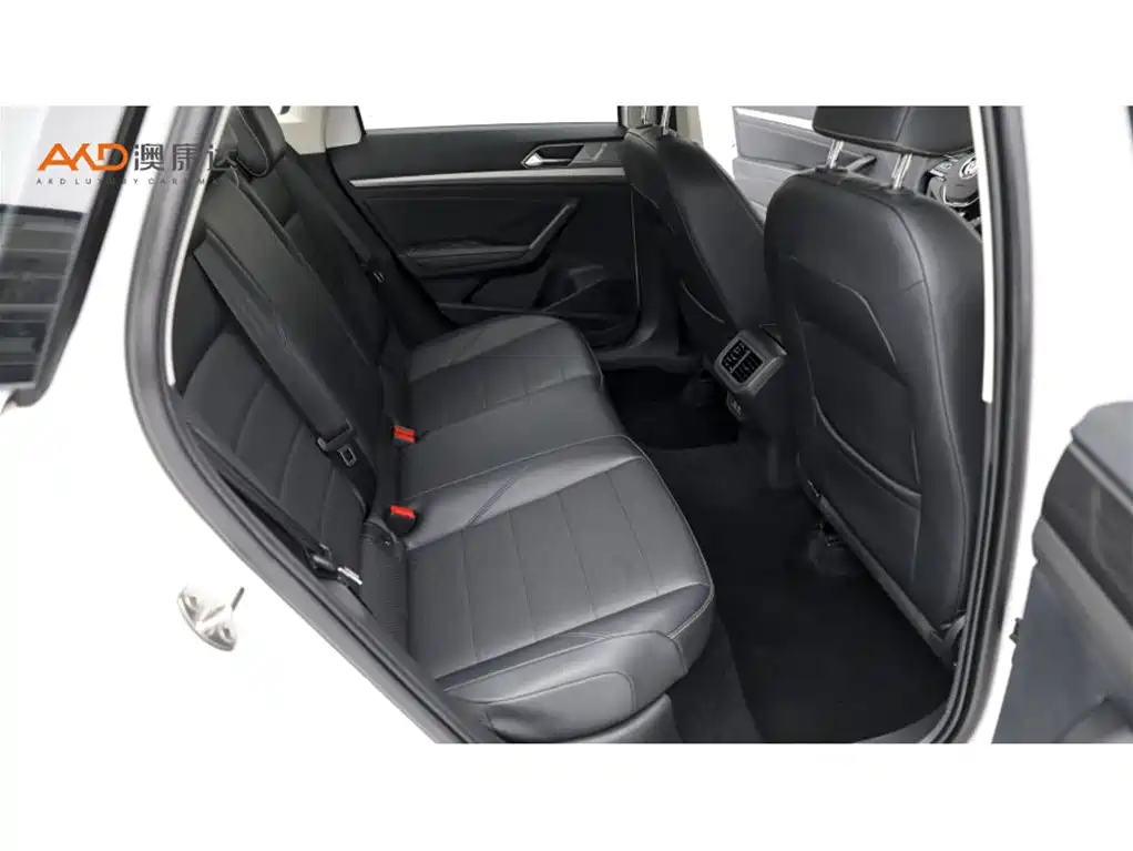 Volkswagen Lavida — миниатюра 8