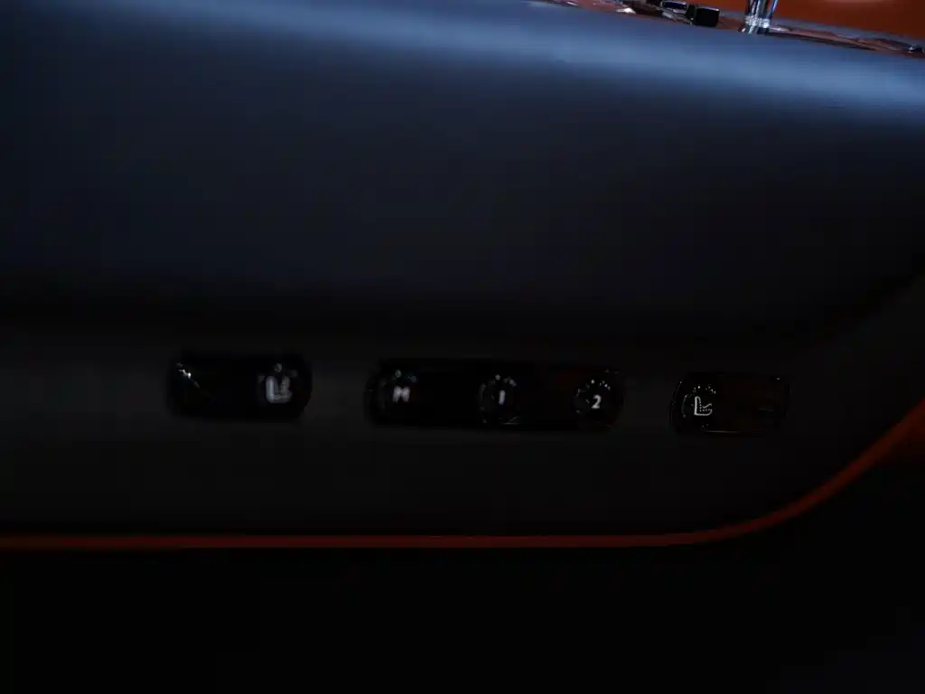 Rolls-Royce Cullinan — миниатюра 30