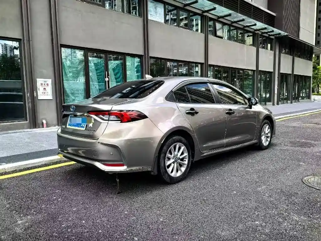 Toyota Corolla — миниатюра 9