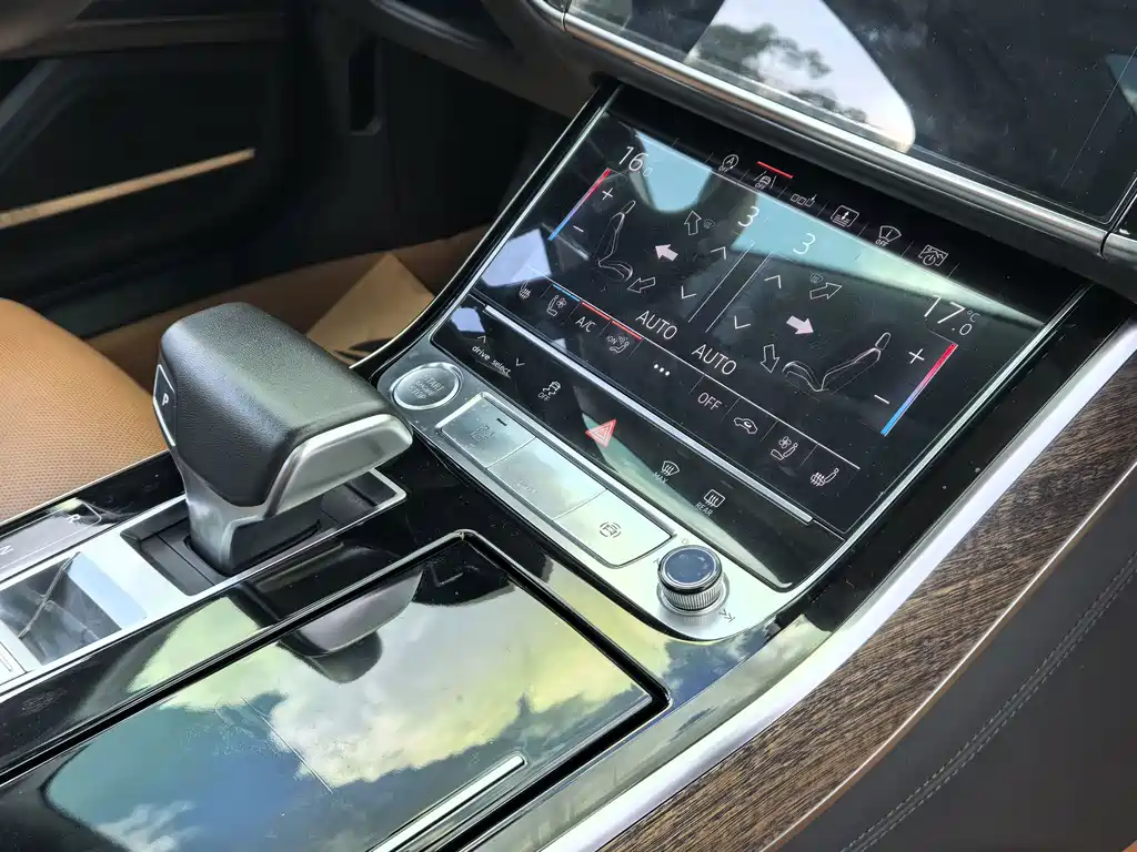 Audi A8 — миниатюра 17
