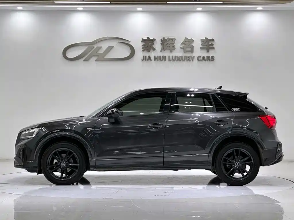 Audi Q2L — миниатюра 4