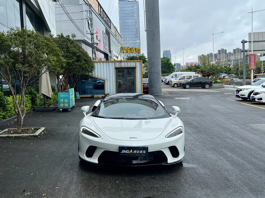 McLaren GT — миниатюра 2