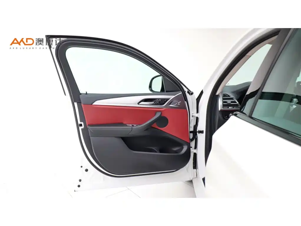 BMW X4 — миниатюра 10