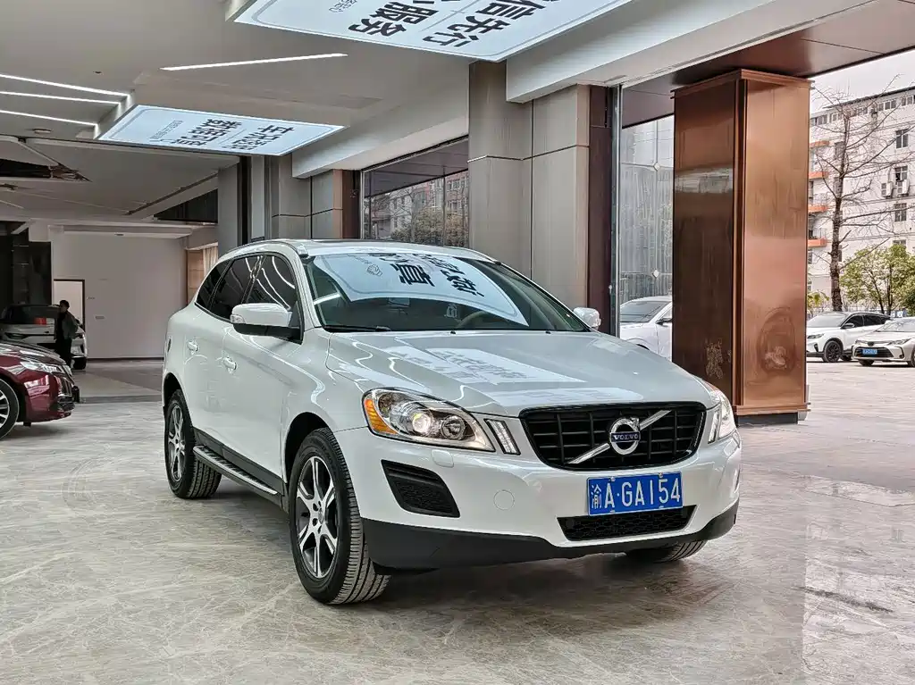 Volvo XC60 (Import) — миниатюра 3
