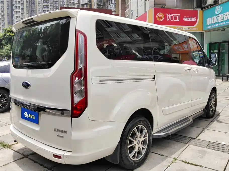 Ford Tourneo 2017 2.0T AT