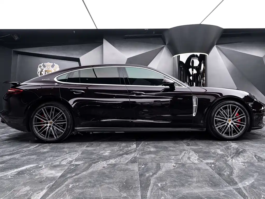 Porsche Panamera — миниатюра 9