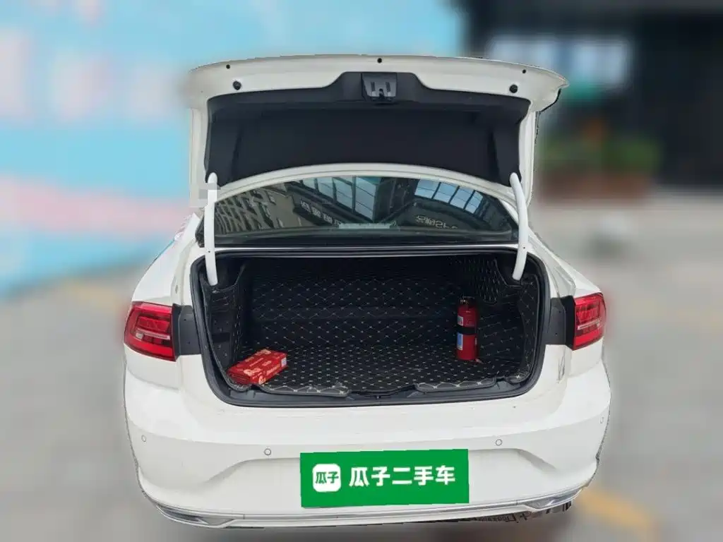 Volkswagen Lamando — миниатюра 10