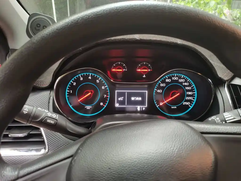 Chevrolet Cruze — миниатюра 4