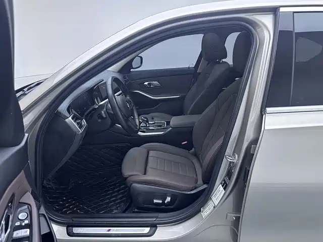 BMW 3 Series — миниатюра 13
