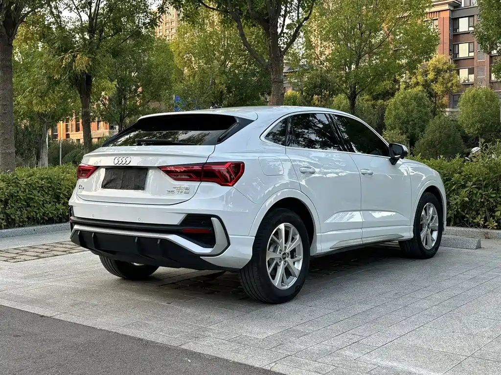 Audi Q3 Sportback — миниатюра 4