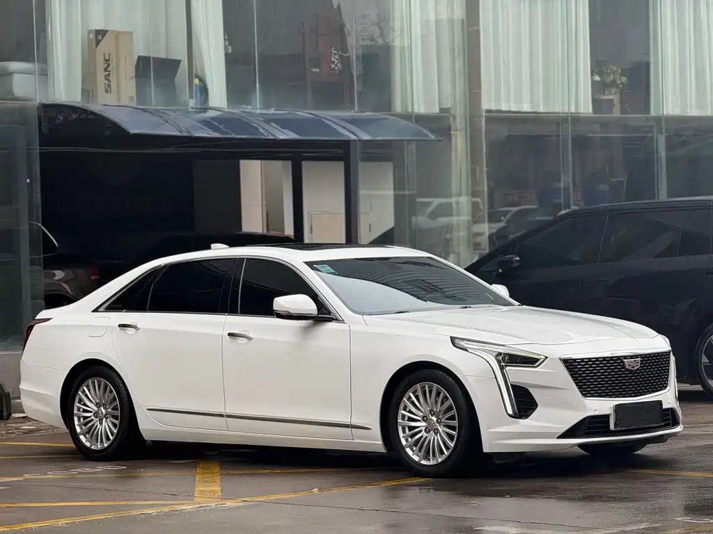 CADILLAC CT6