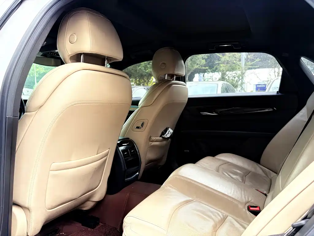 Cadillac CT6 — миниатюра 6
