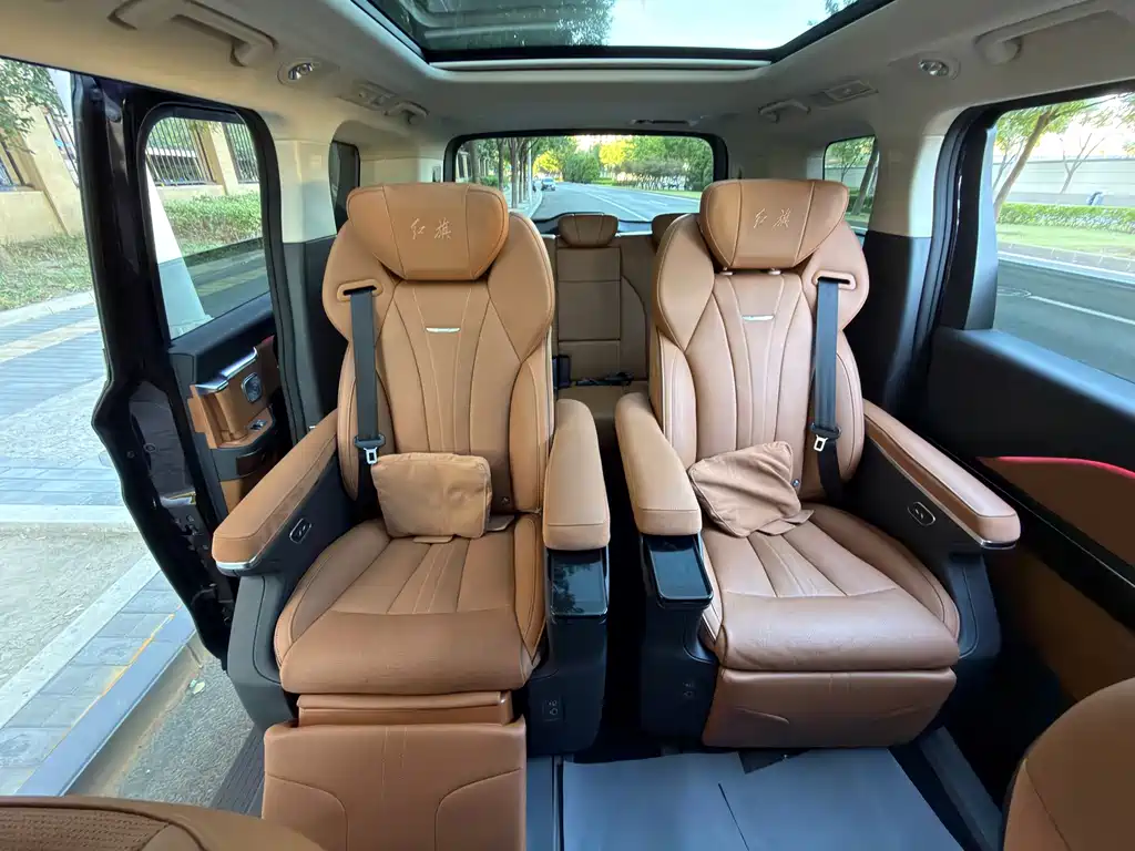 Hongqi Hongqi HQ9 PHEV — миниатюра 11