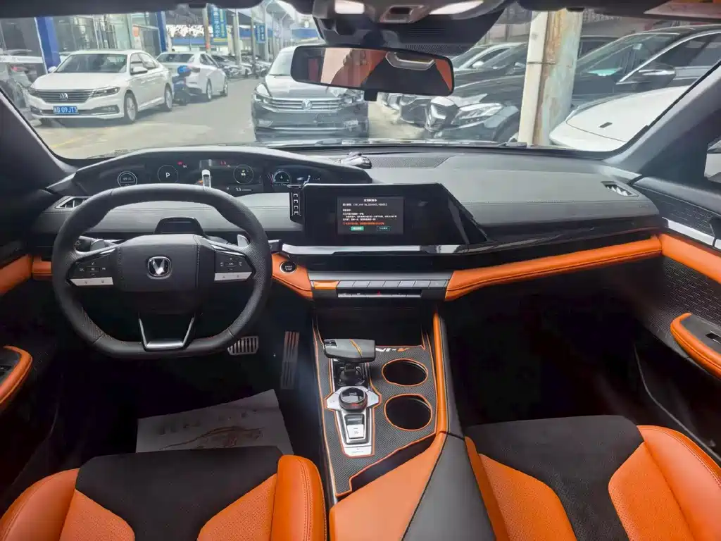 Changan UNI-V — миниатюра 5