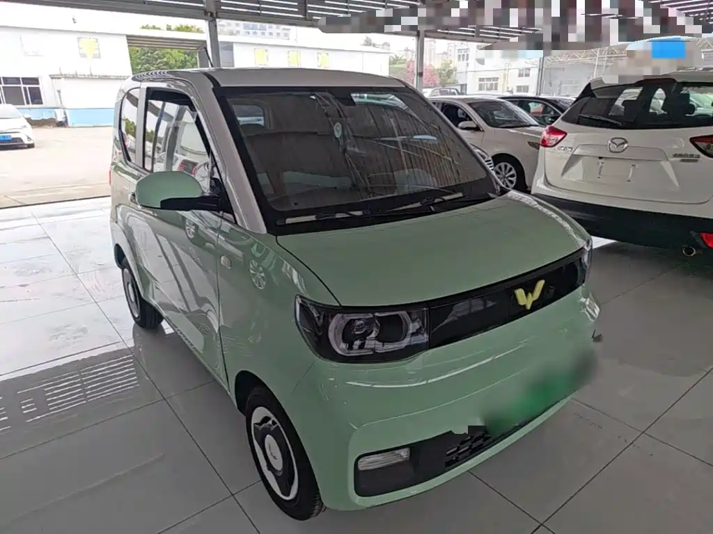Wuling MINIEV — миниатюра 4