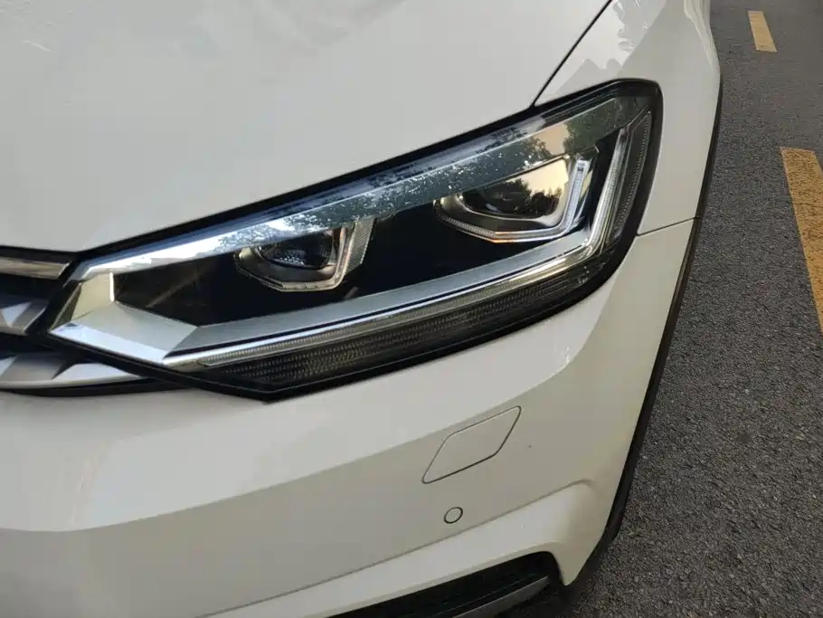 Volkswagen Touran — миниатюра 5