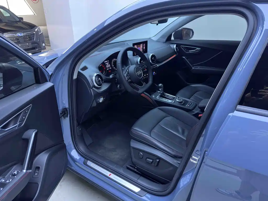 Audi Q2L — миниатюра 8