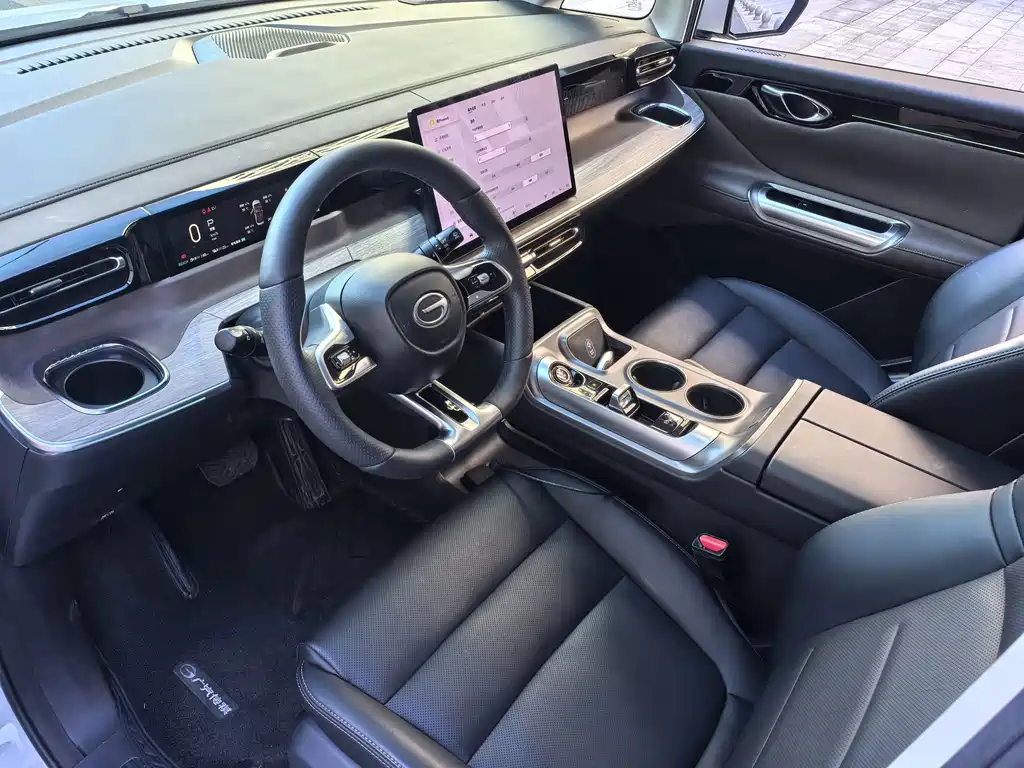 GAC Motor Trumpchi E8 PHEV — миниатюра 24