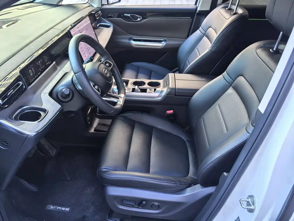 GAC Motor Trumpchi E8 PHEV — миниатюра 25